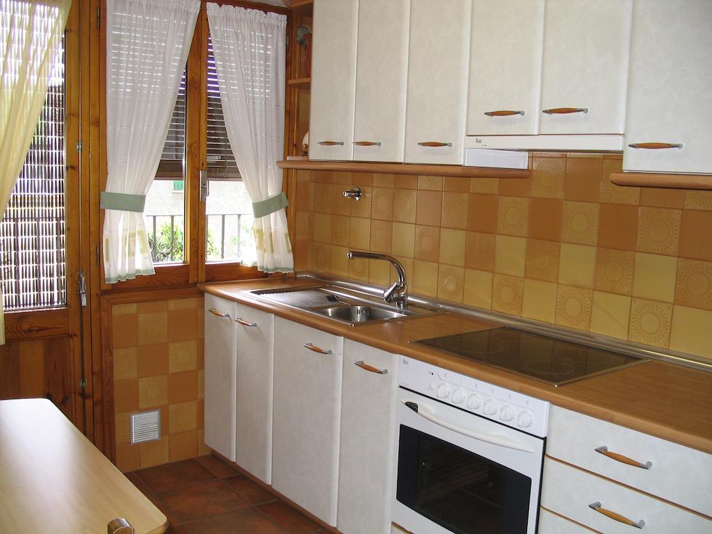 Apartamentos Casa Gallan Sarvisé 客房 照片