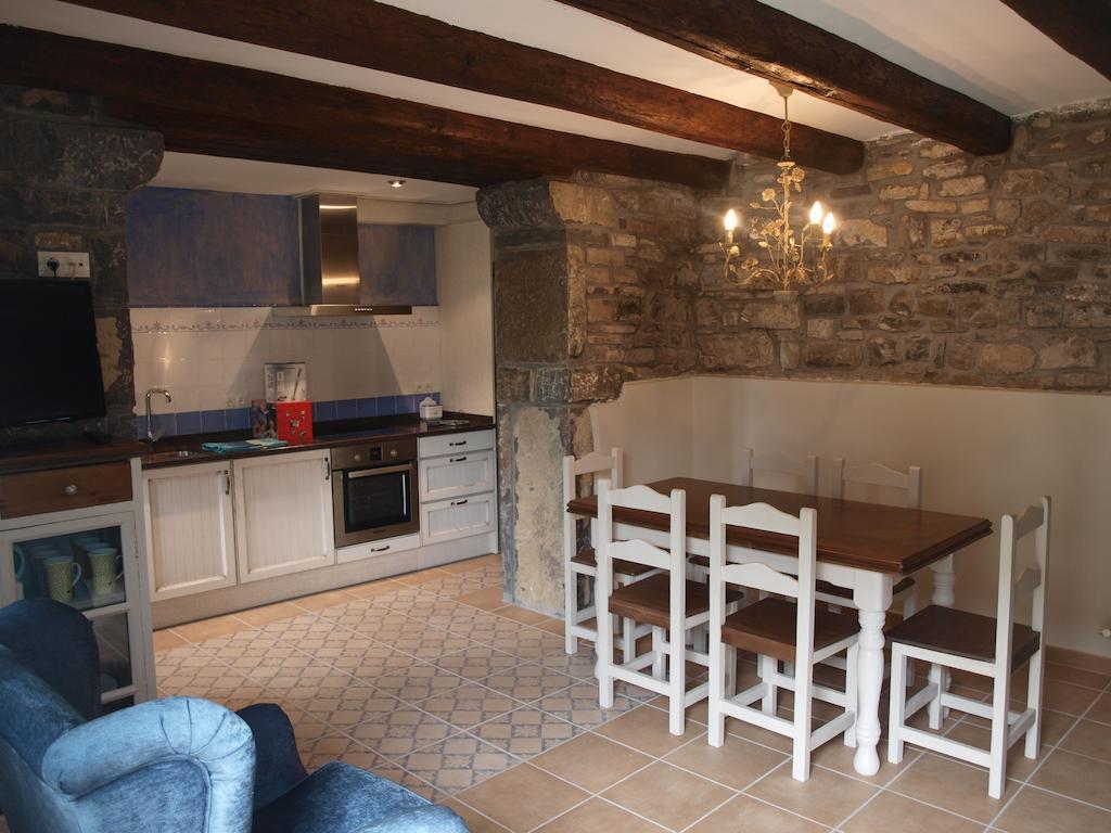 Apartamentos Casa Gallan Sarvisé 客房 照片