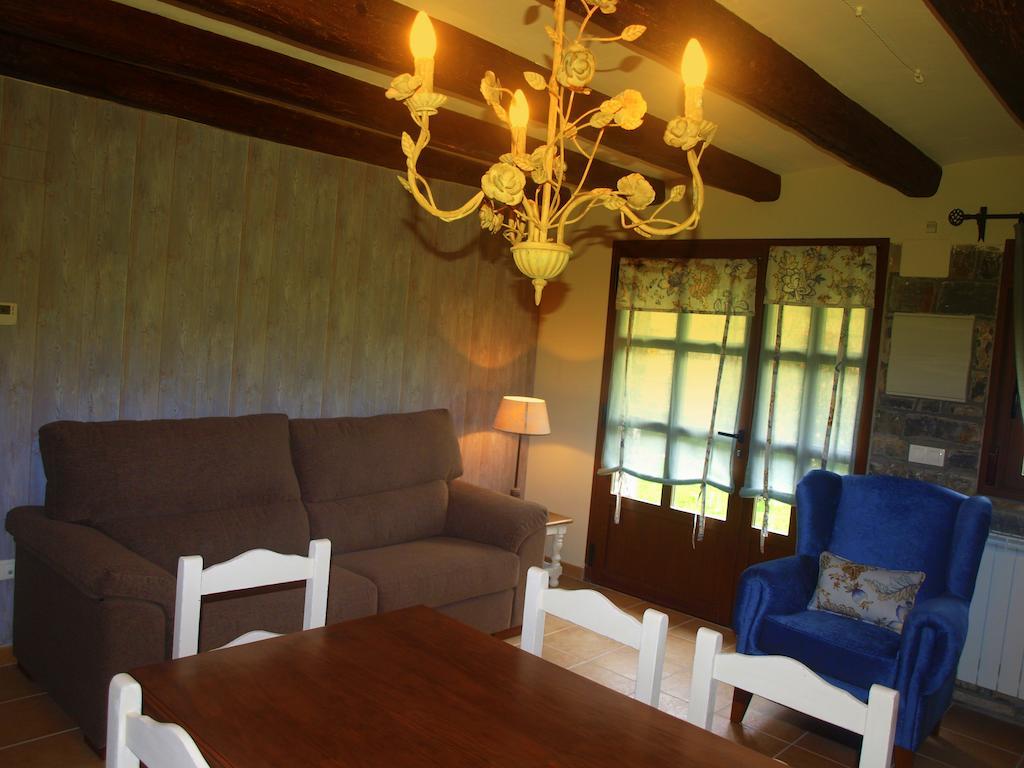 Apartamentos Casa Gallan Sarvisé 客房 照片